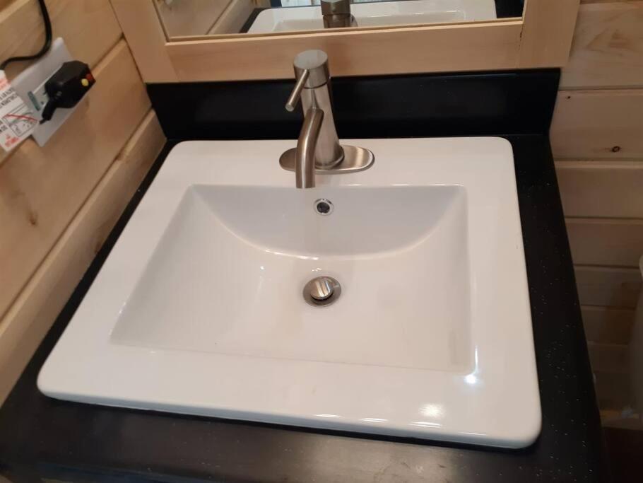 066 South Rim Grand Canyon Tiny Home Sleeps 8 瓦莱 外观 照片